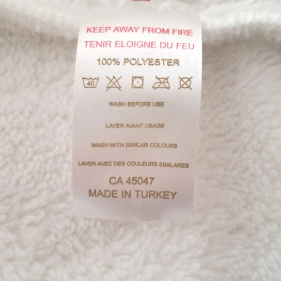 Cozy Soft white Robe M NWOT - Picture 6 of 8